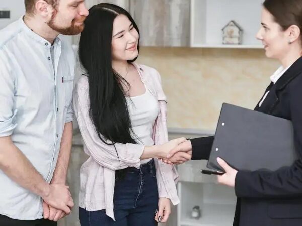 Best Time to Buy Freelancer Insurance: Find Out Now